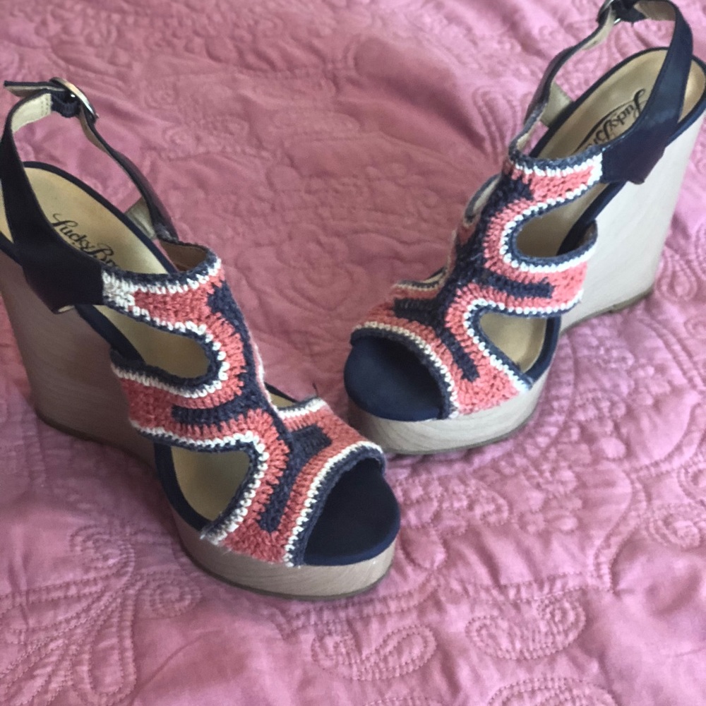 Lucky brand wedge sandals Size 6 1/2
